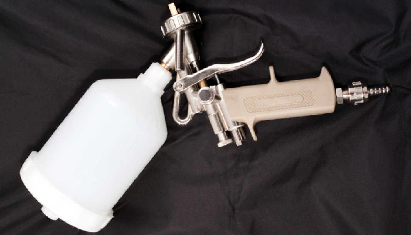 Quel peintre utilise le pistolet Airless à Bordeaux ?